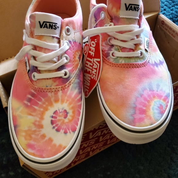 Womens vans size 6 - Picture 1 of 2